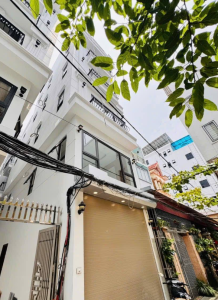 BÁN NHÀ XUÂN ĐỈNH ĐẸP LONG LANH 8.7 tỷ